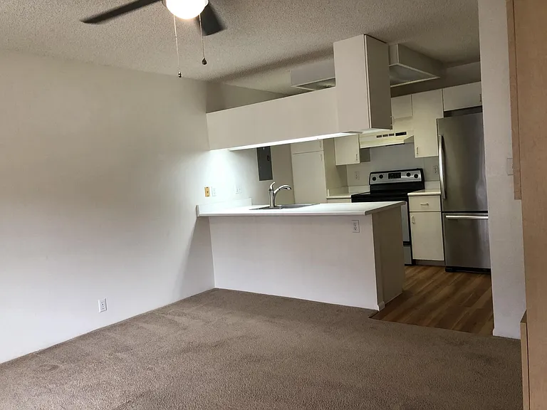 94-1391 Polani St — Photo 2