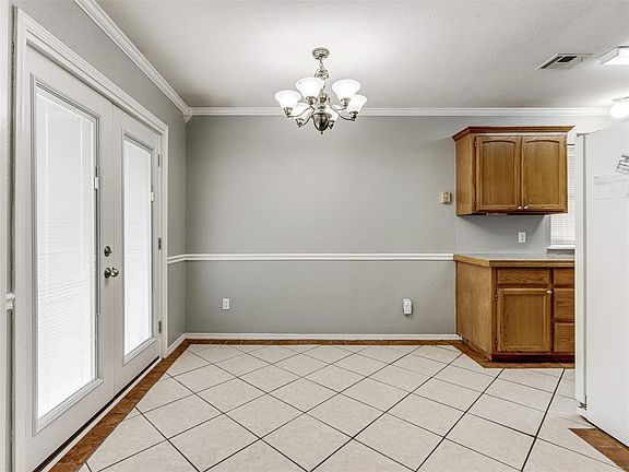 5th image of 725 Peppertree Ct