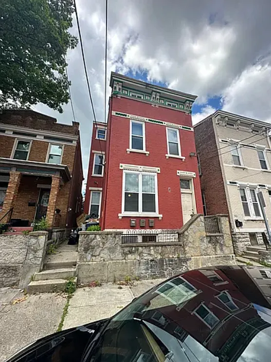 1 bed, $995 — Photo 1