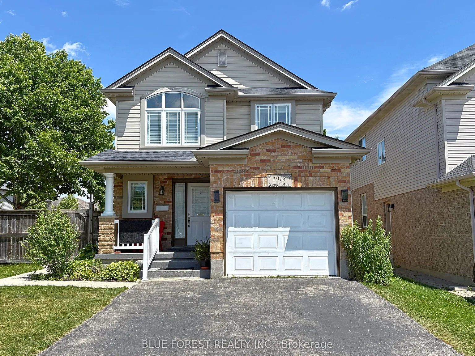 3 bed, $3,000 — Photo 1