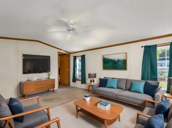 30 Lakewood Drive, Belmont, NH 03220