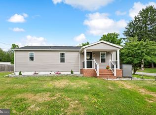 2700 Oakland Rd, Dover, PA 17315