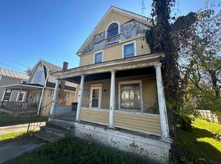 22 Woodstock Ave, Rutland, VT 05701