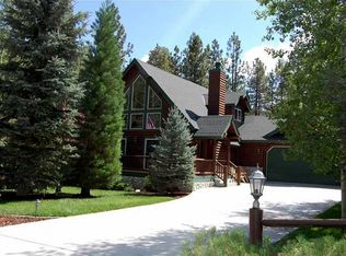 940 Alpenweg Dr, Big Bear City, CA 92314
