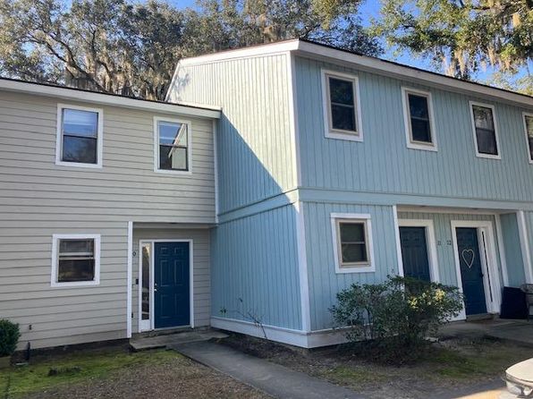 2304 Pine Ct S APT 10