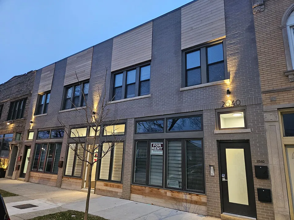 2640 W Pratt Blvd #2