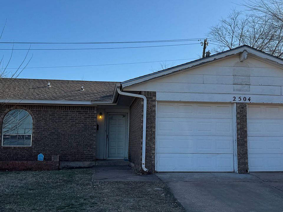 1st image of 2504 SE 51st St