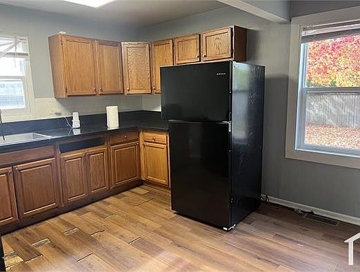 2nd image of 22146 Yates Ave