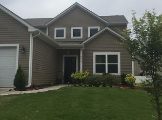 8810 Balsam Bay Rd, Charlotte, NC 28227