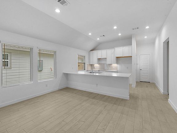5th image of 6403 Old Cypress Landing Ln