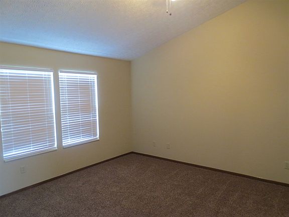 4th image of 3968 Marsol Ave