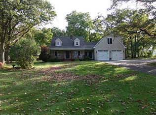 105 West Rd, Colchester, CT 06415