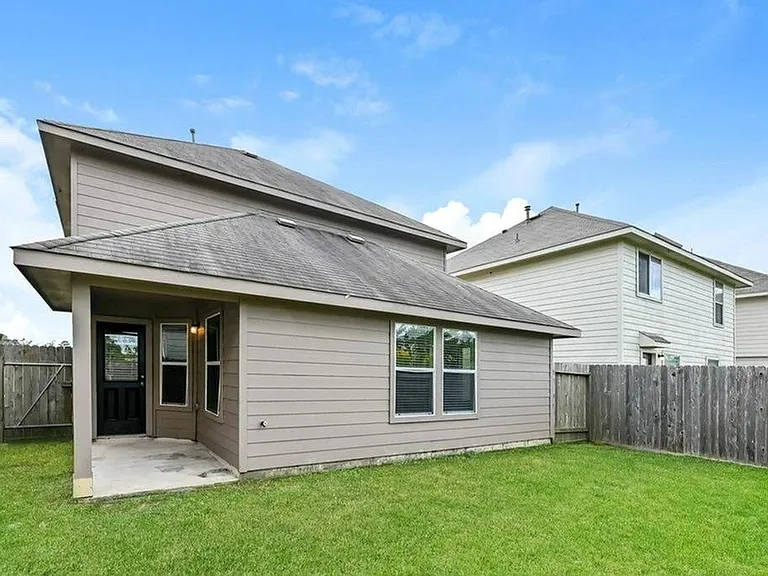 12451 Gemma Ln — Photo 2