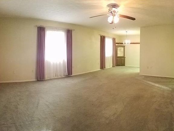 5th image of 38025 9th Ave