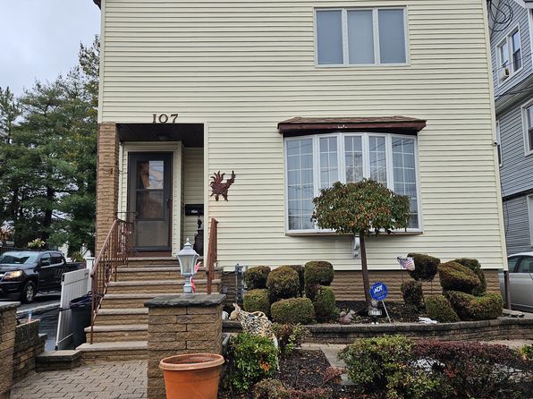 107 Anchor Pl FLOOR 1