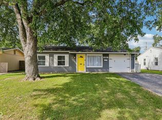 958 Hunter Dr, Plainfield, IN 46168