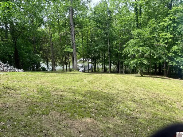 10 Chelsea Rd, Eddyville, KY 42038