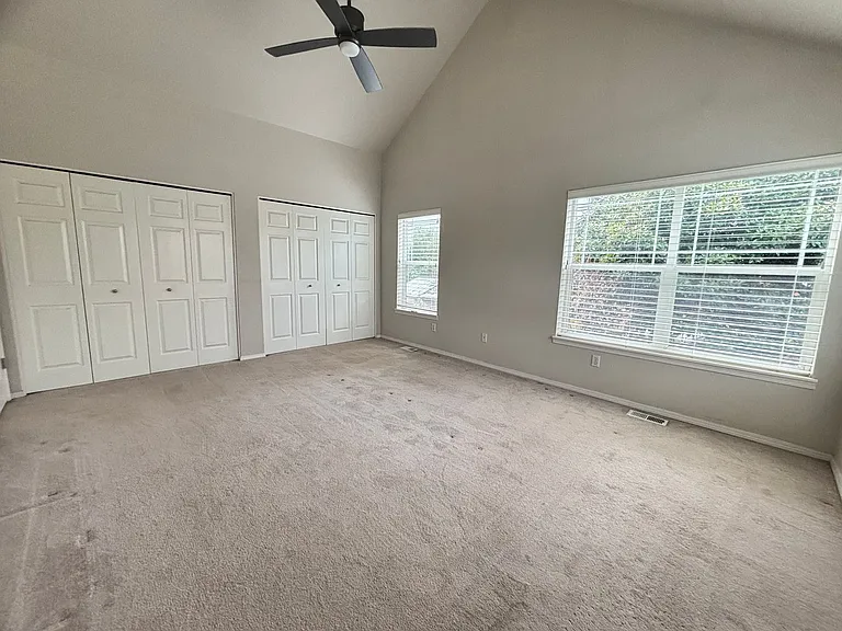 6931 N Borthwick Ave — Photo 16