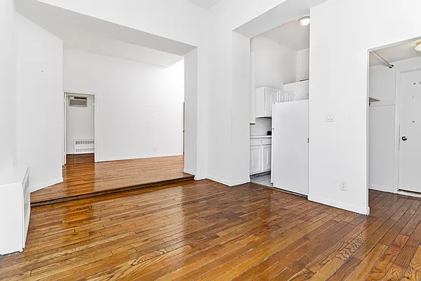 Rented by REAL New York | media 1