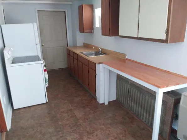 1016 3rd St, Rensselaer, NY 12144