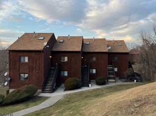 2 Sunrise Dr UNIT 8, Vernon, NJ 07462