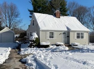 58 Meredith Dr, Cranston, RI 02920