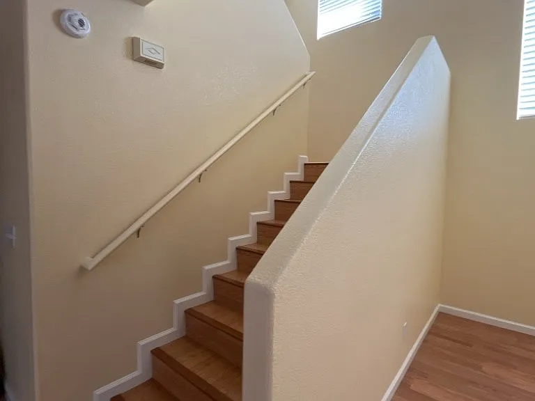 6045 Stone Hollow Ave — Photo 16