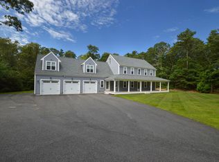 828 Cotuit Rd, Mashpee, MA 02649
