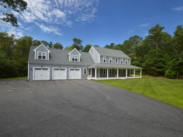 828 Cotuit Road, Mashpee, MA 02649