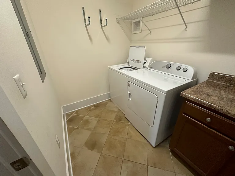 2537 Saint James Dr #803 — Photo 2