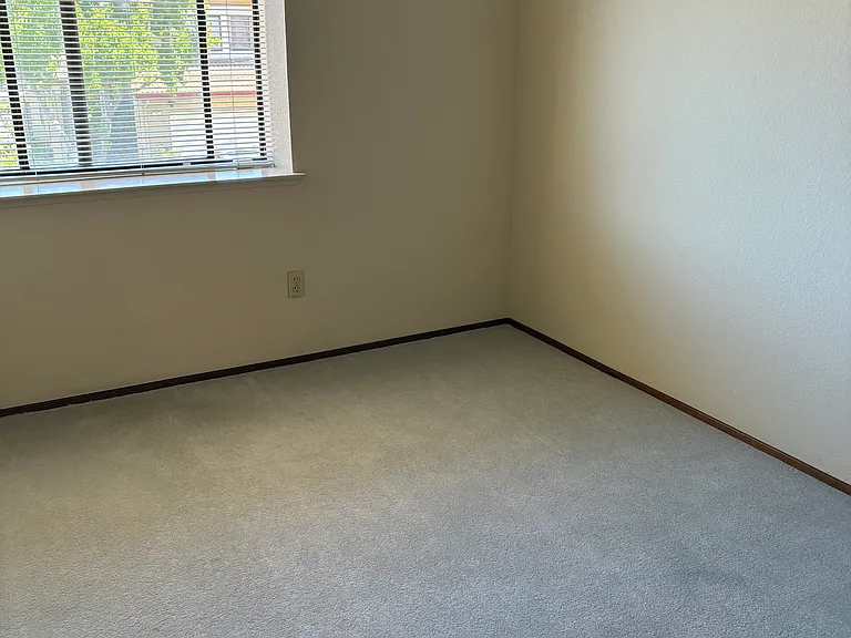 10 Peppermill Ct — Photo 15