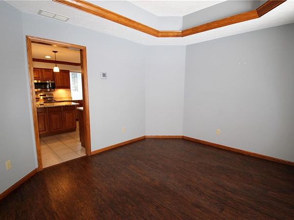 5th image of 8291 Lanmark Dr