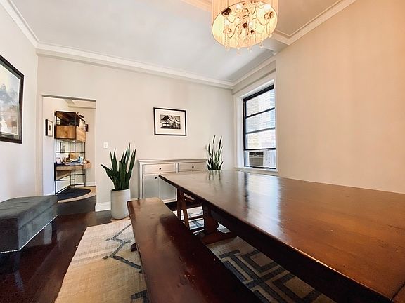 5th image of 30 W 70th St APT 8B