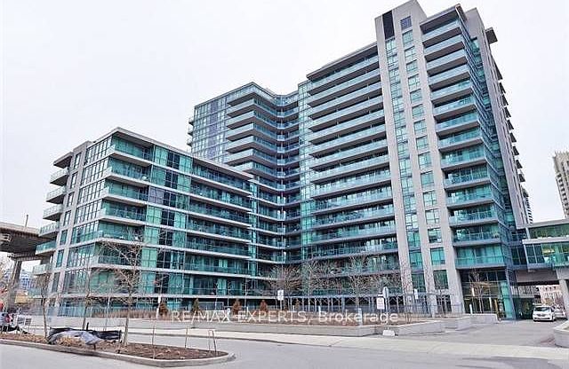 1st image of 215 Fort York Blvd #1605