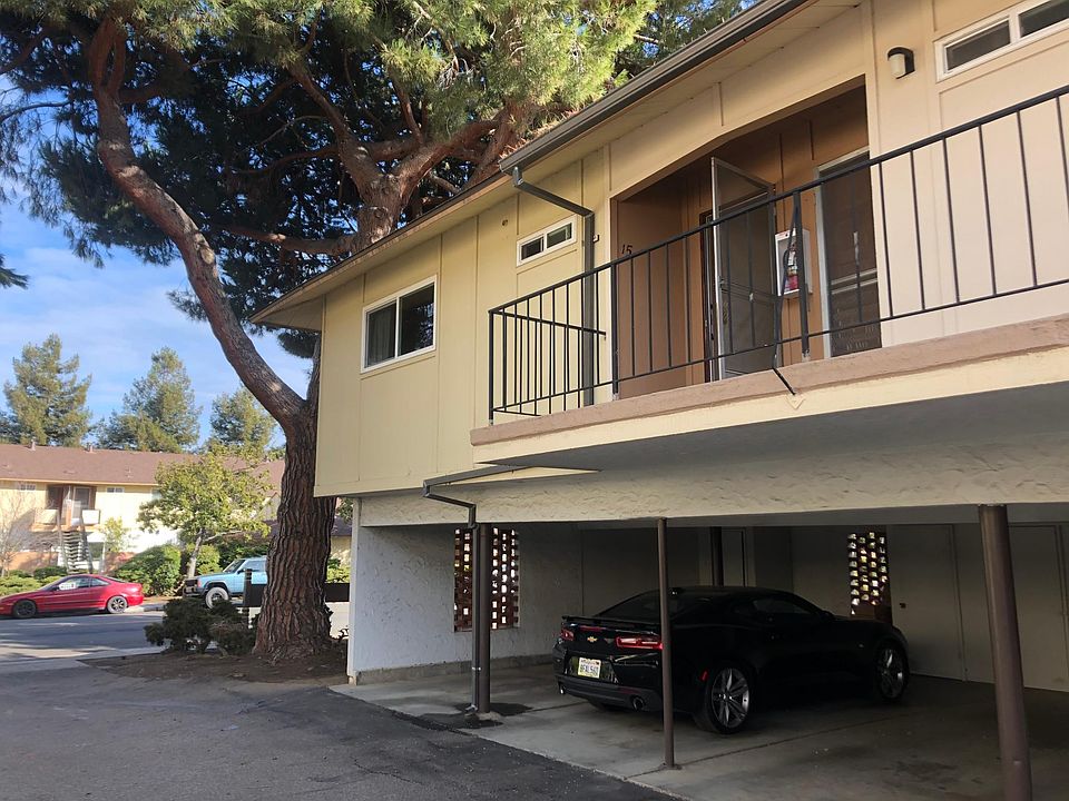 1st image of 225 Lometa Ave #15