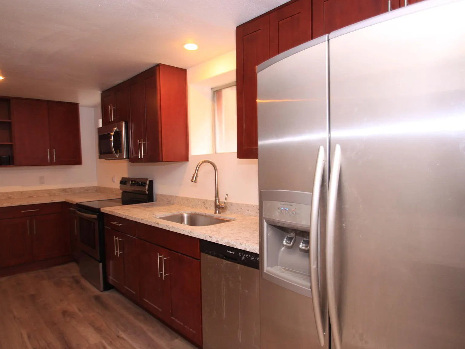 4815 Dayton Ave N — Photo 3