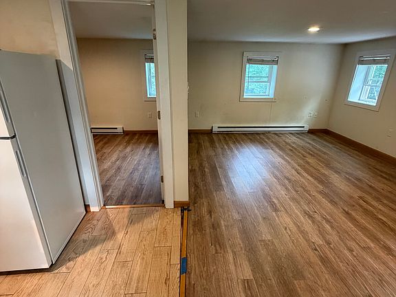 5th image of 136 Hiro Ln