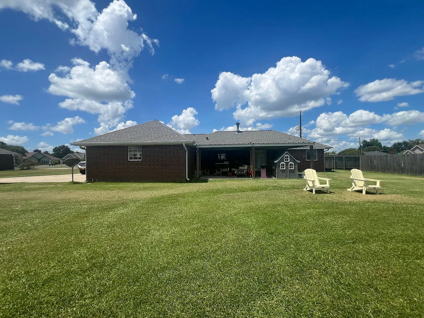 3 Bed/ 2 Bath Home Located in South Lake Charles — Photo 2