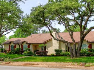 1308 Woodvine Dr, Euless, TX 76040