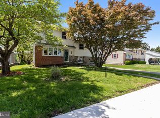 421 Warren Blvd, Broomall, PA 19008