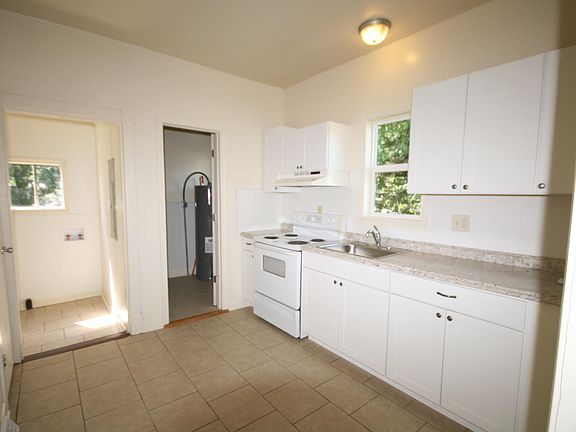 4th image of 2214 Danville St