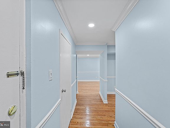 3rd image of 485 N Armistead St APT 201
