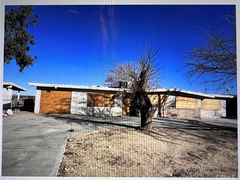 12028 Chamberlaine Way, Adelanto, CA 92301 Zillow