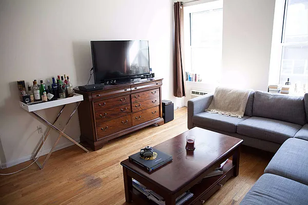 Rented by CNYC Apartments | media 20