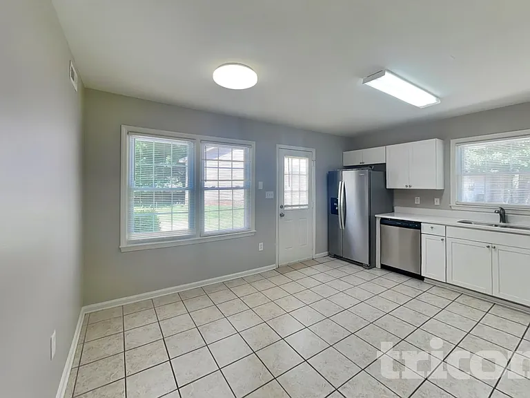 7400 Palmetto Ct — Photo 7