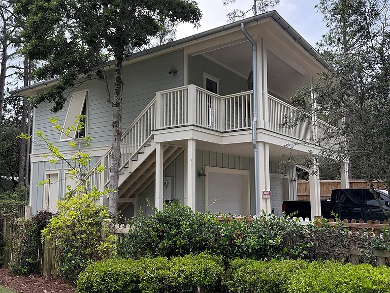 245 Eve Cir — Photo 2