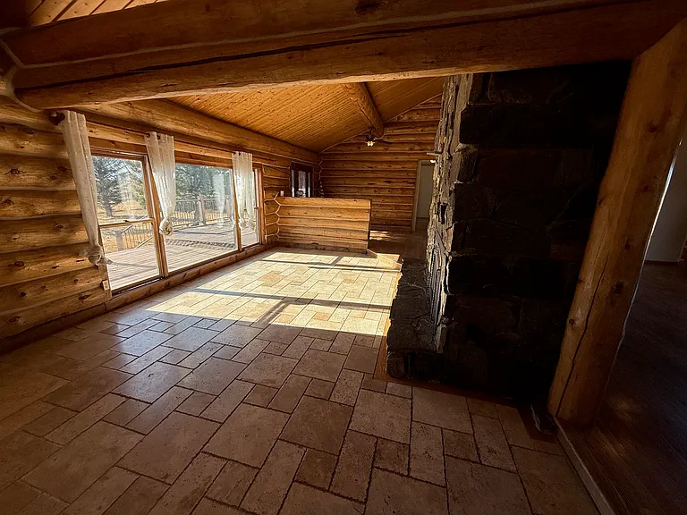 545 Coulee Dr — Photo 14