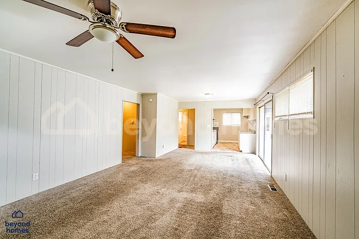 3 bed, 2.0 bath, 1092 sqft, $975 — Photo 3