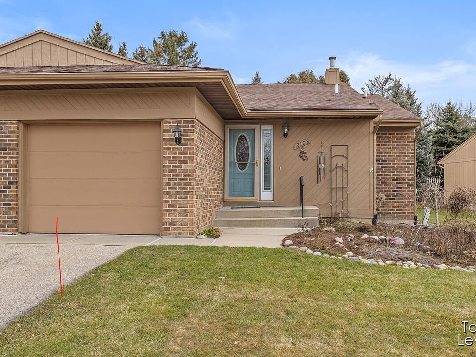 1st image of 2108 Cranbrook Dr NE