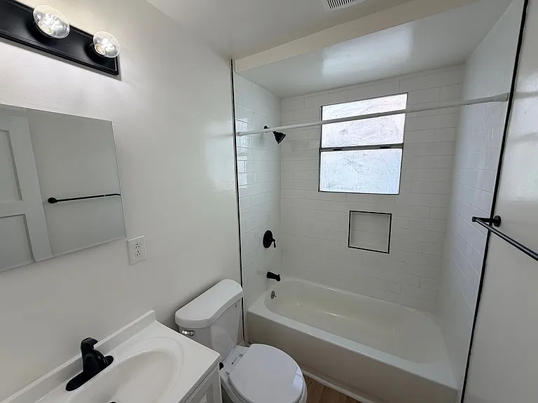 4510-4520 N Banner Dr — Photo 24